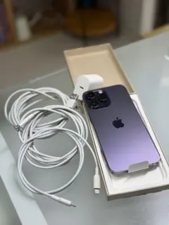 新品未使用品 iPhone14 Pro Max 1テラ 充電コード3本その他付き