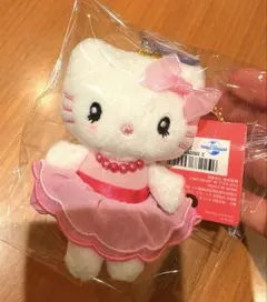 激レア！希少！USJ ユニバ キティちゃん ストラップ 鈴 ドレス 2015年 2025年最新】usj キティ ストラップの人気アイテム - メルカリ