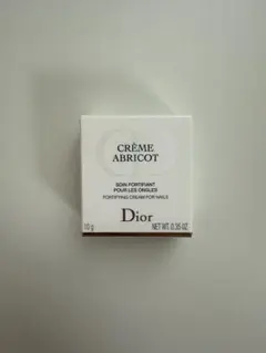 Diorクレームアブリコ　ネイルクリーム