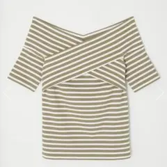 クロスオフショルダートップス　MOUSSY
