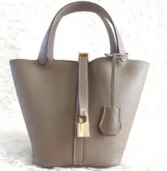 VEICE】極美品 レザー キューブバッグ ハンド スカーフ カデナ キー付 