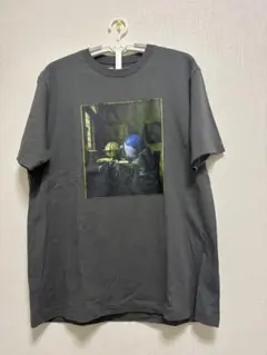 UNIQLO UT ドラえもん Tシャツ ルーヴル美術館