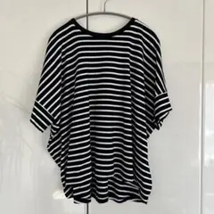 UNIQLO 黒と白のストライプ 半袖Tシャツ XLサイズ