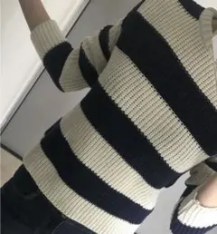 大特価‼️ ボーダーニット　ニット　韓国　ネイビー　ホワイト　ショート丈ニット