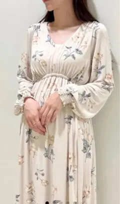 【最終値下げ】GELATO PIQUE ウォーターリリー柄ロングスリーブワンピ