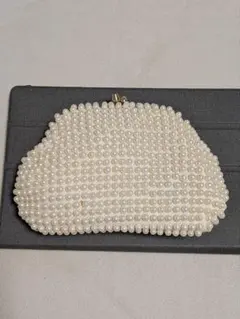 ホワイト パール風 クラッチバッグ