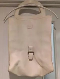 TOMMY HILFIGER　革トートバッグ　クリームホワイトのサムネイル
