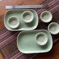 タイ、セラドン焼き皿 小鉢 セット 貫入 蓮華模様 - メルカリ