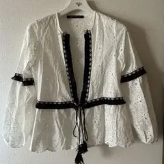 カッティングレース　カーディガン　フリンジ付き　ホワイト×ブラック