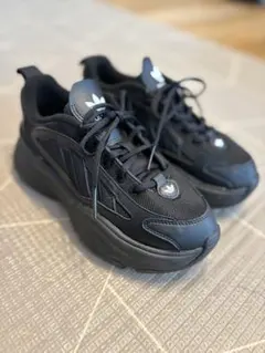 adidas Originals スニーカー ブラック