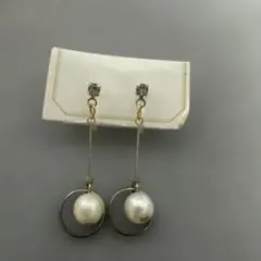パールとリングのドロップイヤリング