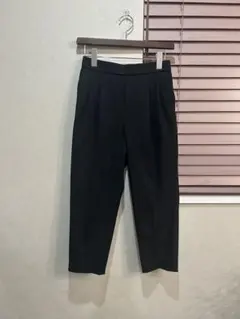 GLOBAL WORK 黒 プリーツ入り スラックス