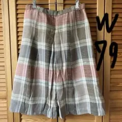 W79 amielle オンワード チェック柄　スカート　大きいサイズ　レトロのサムネイル