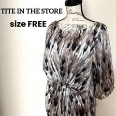 TITE IN THE STORE フェザー デザイン 羽根柄 ワンピースのサムネイル