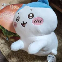 ちいかわ　はちわれ　ぬいぐるみ