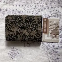 印傳屋　和風花柄二つ折り財布