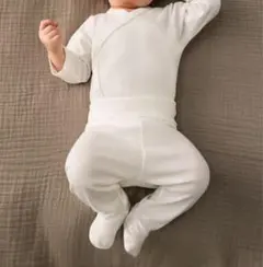 H&M オーガニックコットンロンパース　ソックス付きロンパース