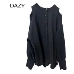 DAZY長袖カットアウトニット　セーター　ギャル　大きめL