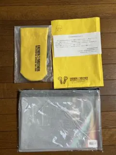 Mr.Children ボトルカバー とTour2016 虹 ポーチ【未開封】のサムネイル