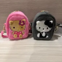 Hello Kitty ボアミニポーチ　日焼けとモノクロ ２個セット