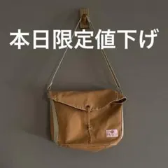 BAG ‘n’ NOUN バッグンナウン ブラウン ショルダーバッグのサムネイル