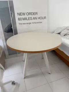 Kanademono かなでもの THE CAFE TABLE リノリウムのサムネイル