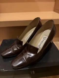 Pollini ブラウン ハイヒール・パンプス　イタリア製　箱あり　【超美品】のサムネイル