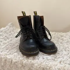 Dr.Martens 8ホール UK製 ブラック 美品
