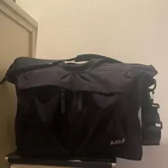 HELLY HANSEN 大容量 2way トリップバック　ショルダーバッグのサムネイル