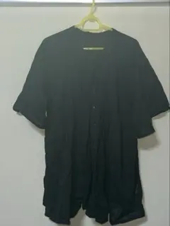 トップス　ブラック