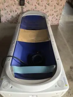 タカラベルモント□電動昇降エステベッド□フットスイッチ付□EX-2V 