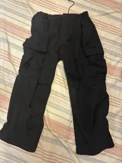 カーゴパンツ 黒 ウエストゴム ポケット付き