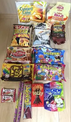 マ*ズ様 新品未開封　お買い得お菓子詰め合わせセット　ピザポテト等