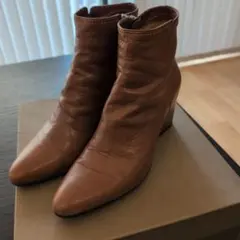 ポモドーロ　ショートブーツ