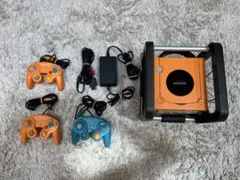 ゲームキューブ 本体 、3コントローラー、5ソフト、メモリカード、ラック付き