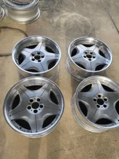 希少 オートクチュール シュプレム AUTOCOUTURE(オートクチュール) シュプレム・BR | 中古タイヤ