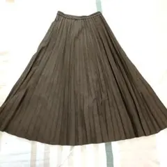 UNIQLO　ブラウン ロングプリーツスカート ゴムウエスト
