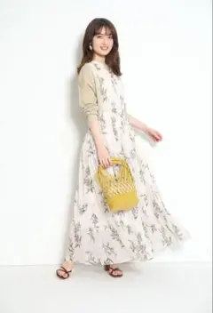 春！新品【アプワイザーリッシェ2】ドットフラワープリントワンピース タグ付