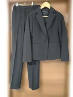 ビジネスブラックパンツスーツ ★サイズ7号