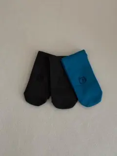 monmimi / COLORING BEAR socks