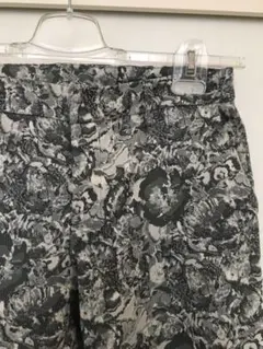 お値下げ！！コムサイズム柄パンツ