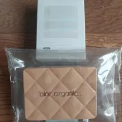 bior organics　ファンデーション　ラッキーパクトアプリコット　新品