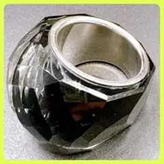✨美品✨スワロフスキー SWAROVSKI クリスタルリング ブラック系10号✿のサムネイル