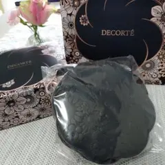 DECORTÉクリスマスコフレ2025 花柄 ラウンドポーチのみ　おまけ付き