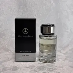 メルセデス・ベンツ　オードトワレ　7ml ミニ香水のサムネイル
