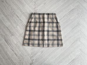 【最終価格】ユニクロ　チェック　ミニスカート　台形スカート