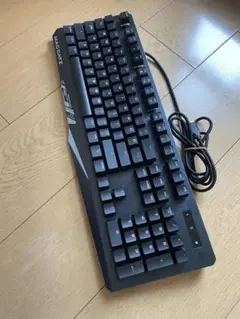 マッドキャッツ S.T.R.I.K.E. 4 ゲーミング キーボード 赤軸