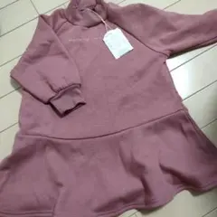 新品　タグ付き　女の子　90 ワンピース　アプレレクール　裏起毛　ハイネック