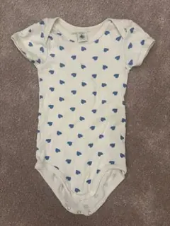 水通しのみ　PETIT BATEAU ハート柄ボディスーツ 24m
