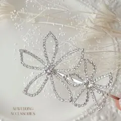 【新品】シルバー　ヘアピン　結婚式　花モチーフ　ジルコニア
